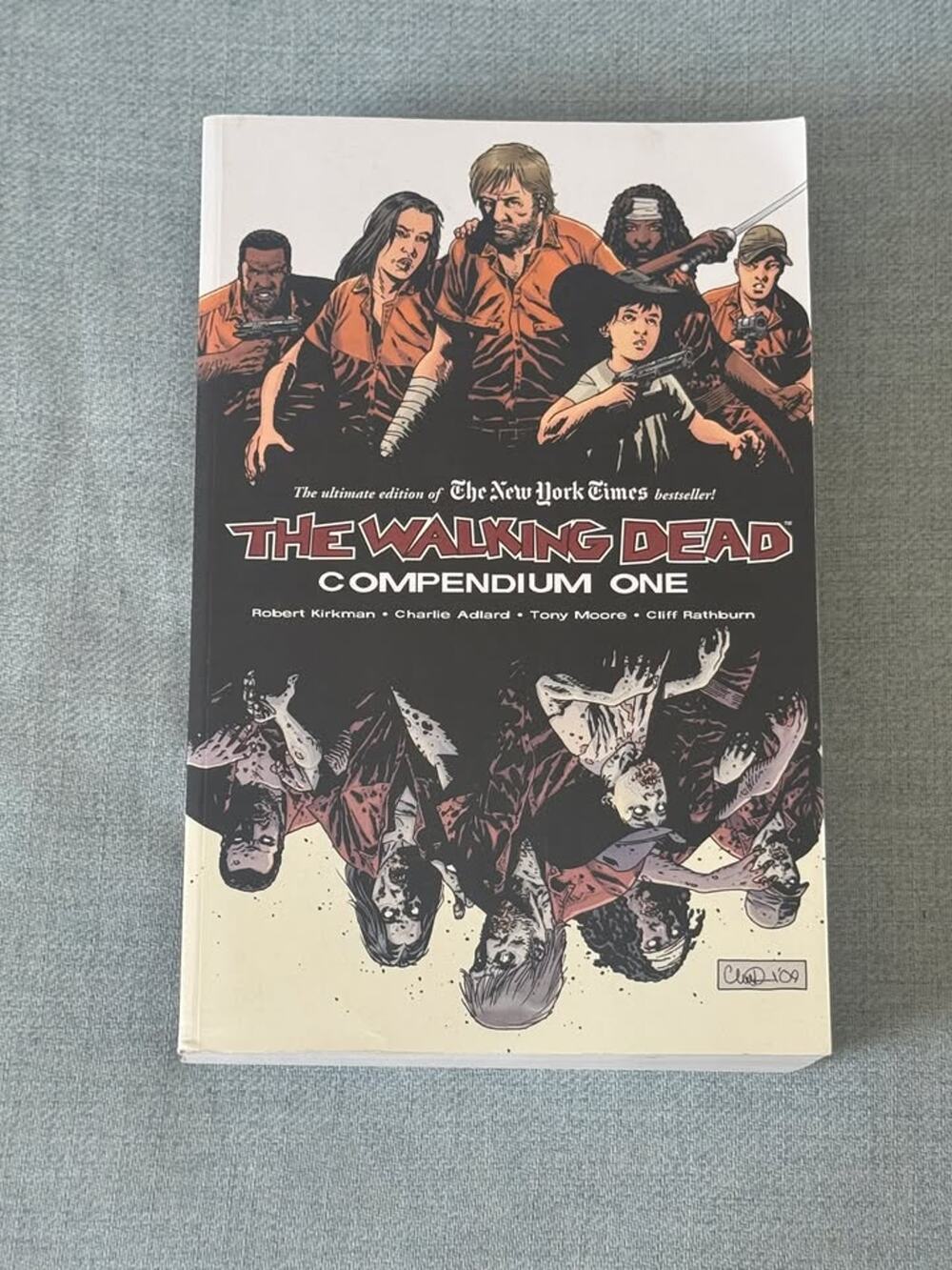 The Walking Dead: Compendium One — Robert Kirkman